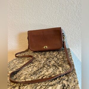 Coach VINTAGE 🤎 Brown Leather Crossbody Bag